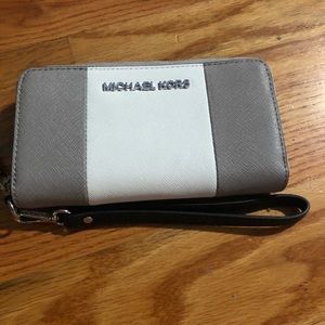 COPY - Authentic Michael Kors